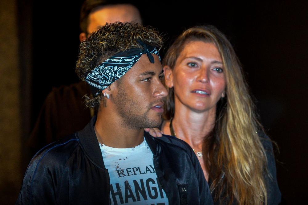 I love you loads, Messi's 'farewell' message to Neymar