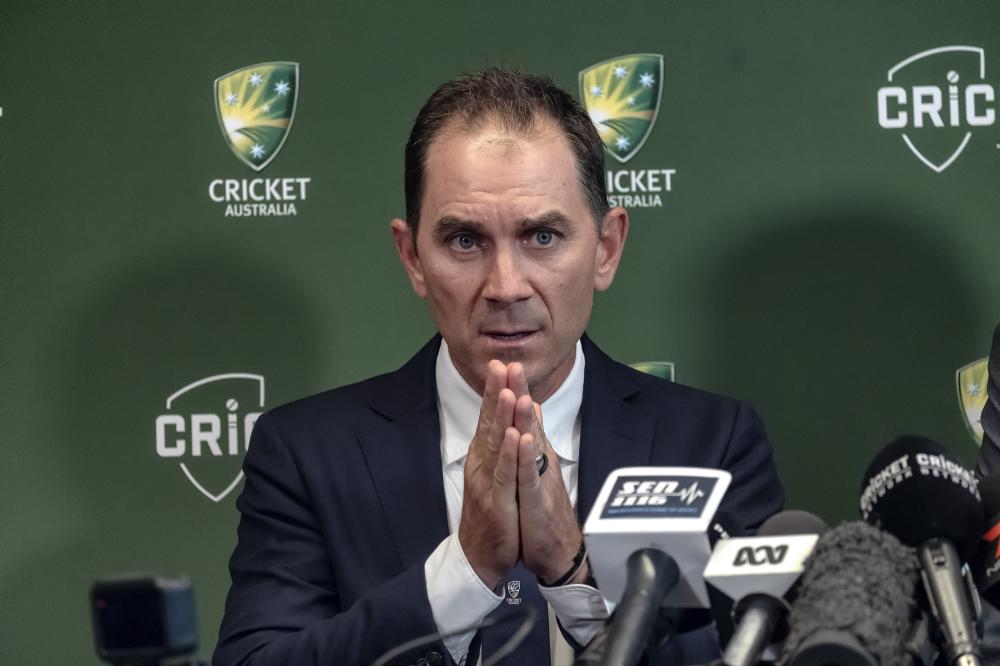 Smith vows to earn the 'trust' back