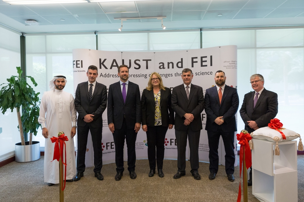 Ribbon cutting by Tristan Walker, KAUST acting vice president of innovation and economic development and Trisha Rice, Thermo Fisher vice president, general manager, materials science. 