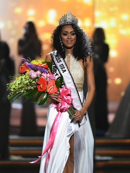 Miss District of Columbia USA 2016 Kara McCullough reacts after being crowned Miss USA 2017 during the 2017 Miss USA pageant at the Mandalay Bay Events Center on Monday in Las Vegas, Nevada. - AFP