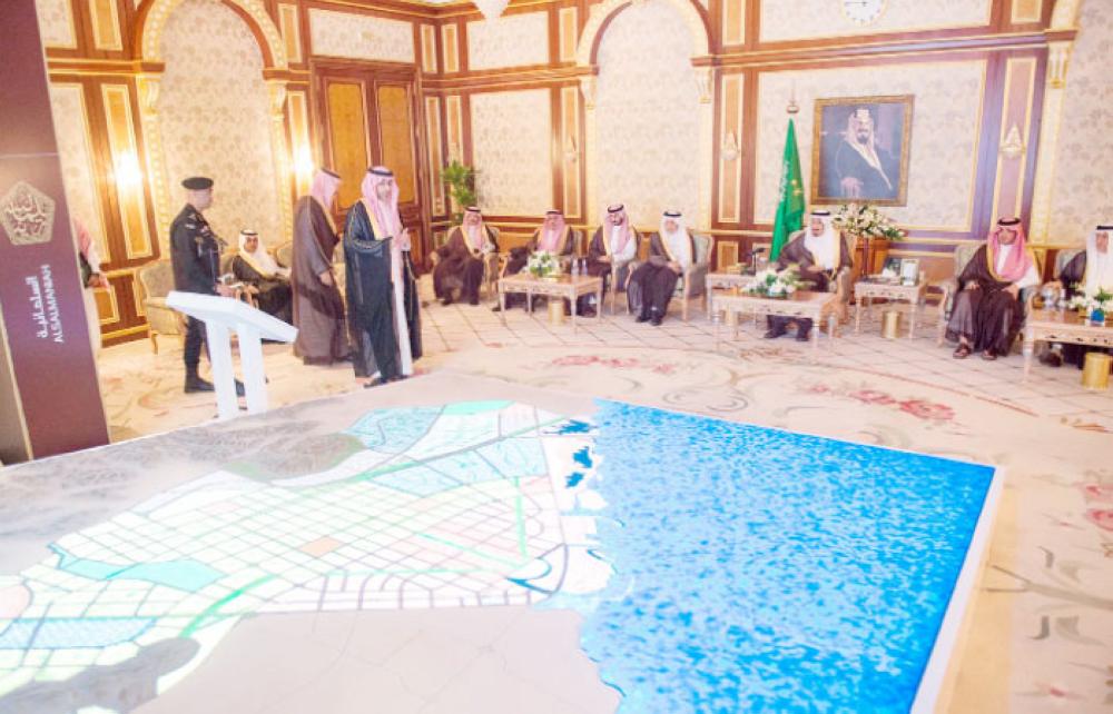 Custodian of the Two Holy Mosques King Salman delivers a speech during a briefing on Makkah’s Al-Faisaliah residential and administrative project in Jeddah on Tuesday. — SPA