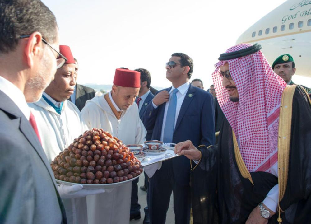 Morocco’s Prime Minister Saadeddin Al-Othmani and other senior officials receive Custodian of the Two Holy Mosques King Salman at Ibn Battouta Airport in Tangier, Morocco on Monday evening. - SPA