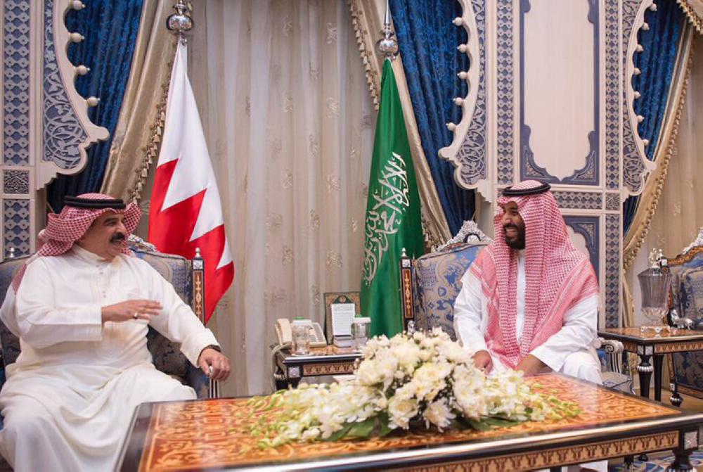 Crown Prince Muhammad Bin Salman, deputy premier and minister of defense holds meeting on Tuesday with Bahrain’s King Hamad Bin Isa Al-Khalifa. They discussed their countries’ deep-rooted historic relations, in addition to the latest regional and international developments and issues of mutual interest. – SPA