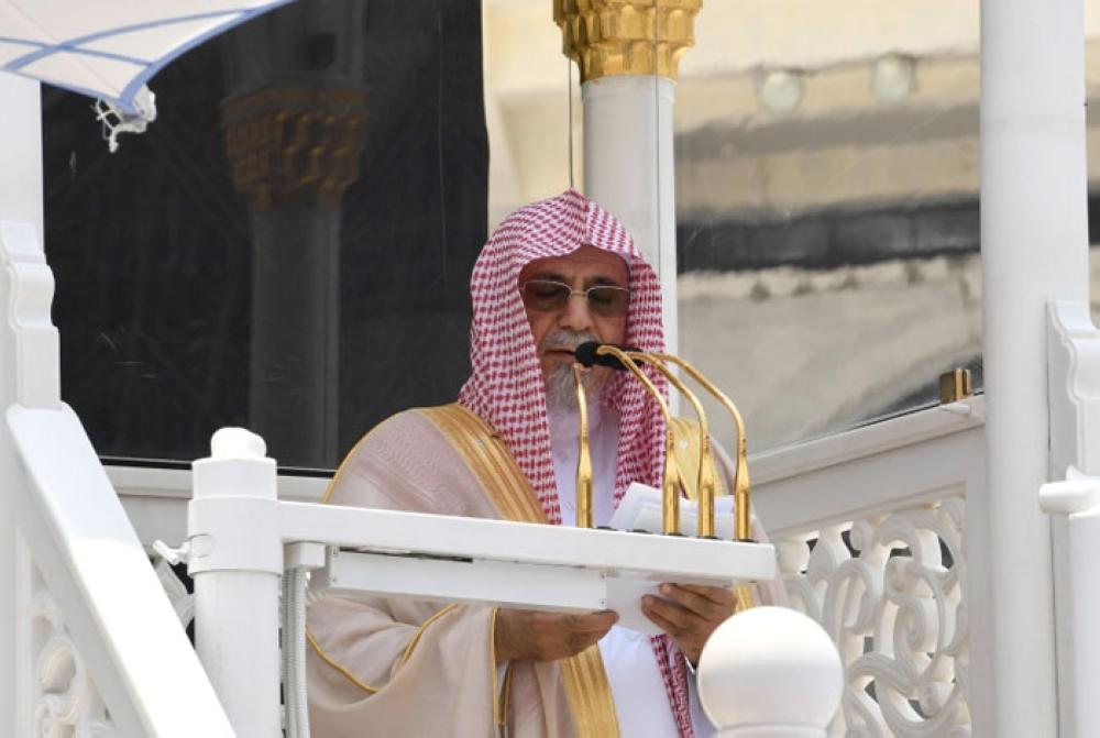 Sheikh Dr. Saleh Bin Abdullah Bin Humaid delivering Friday sermon at the Grand Mosque. — SPA