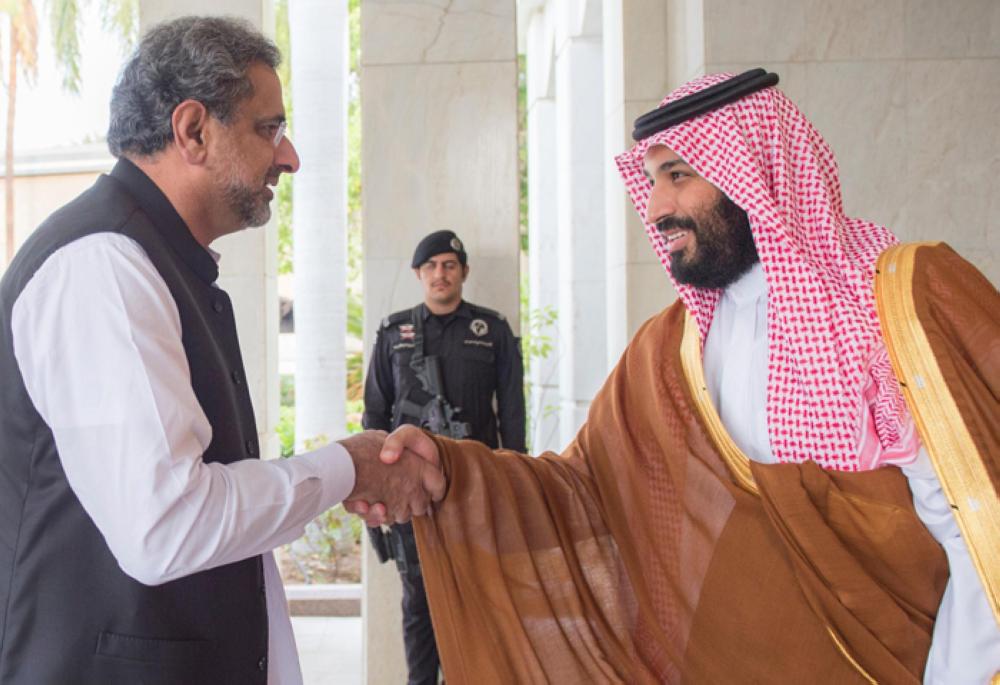 Crown Prince Muhammad Bin Salman, deputy premier and minister of defense, receiving Pakistani Prime Minister Shahid Khaqan Abbasi in Jeddah on Wednesday –SPA.