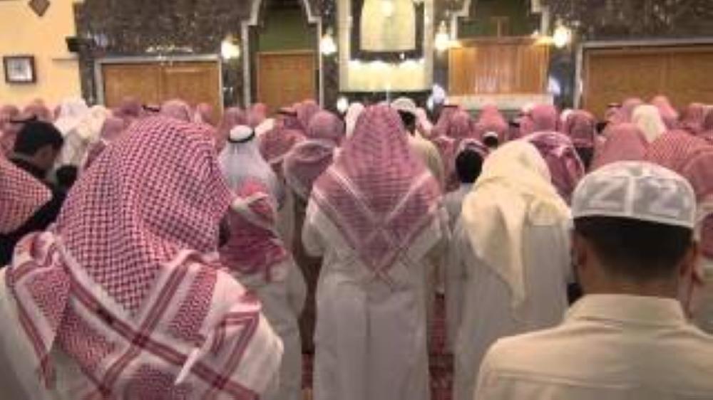 File photo of a Jumaa prayer gathering in Jeddah mosque. 