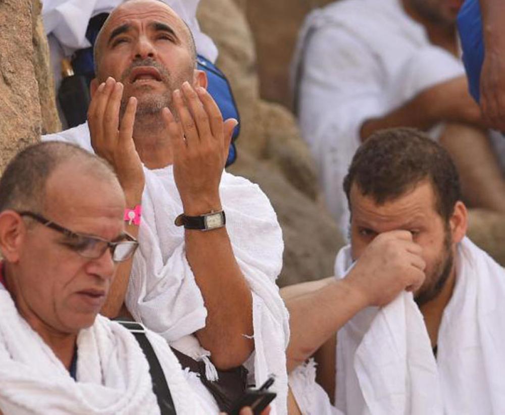 2m pilgrims pray for world
peace and unity of Ummah