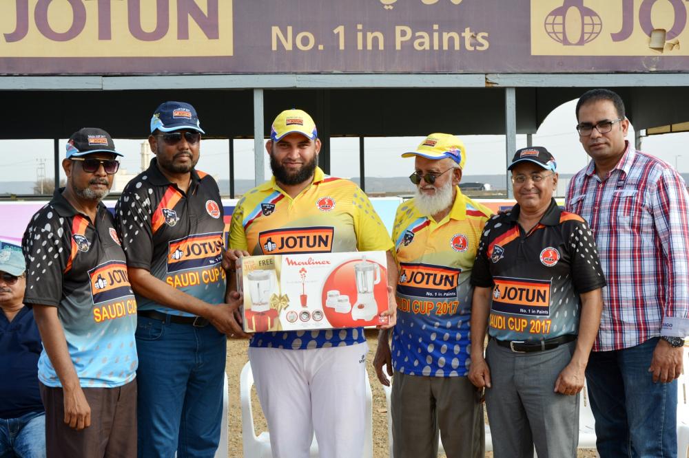 Zamaan — Best Bowler
