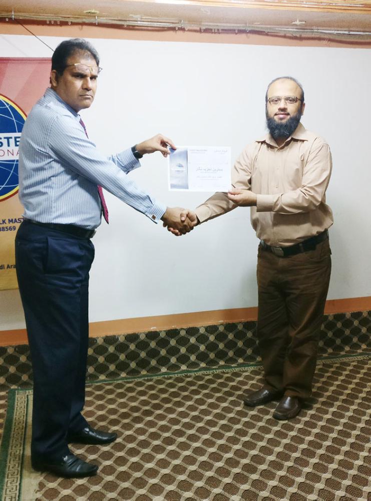 Winners of the evening with the executive team of Izhaar Urdu Talk Masters.
