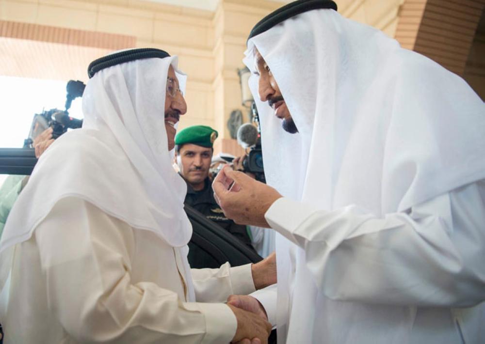 King receives Kuwait’s Emir