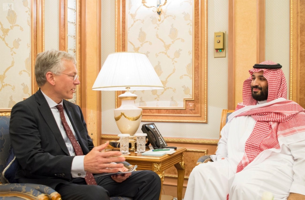 Crown Prince Muhammad Bin Salman, deputy premier and minister of defense, meets with Frans van Houten, Chief Executive of Philips, in Riyadh, on Wednesday. — Reuters