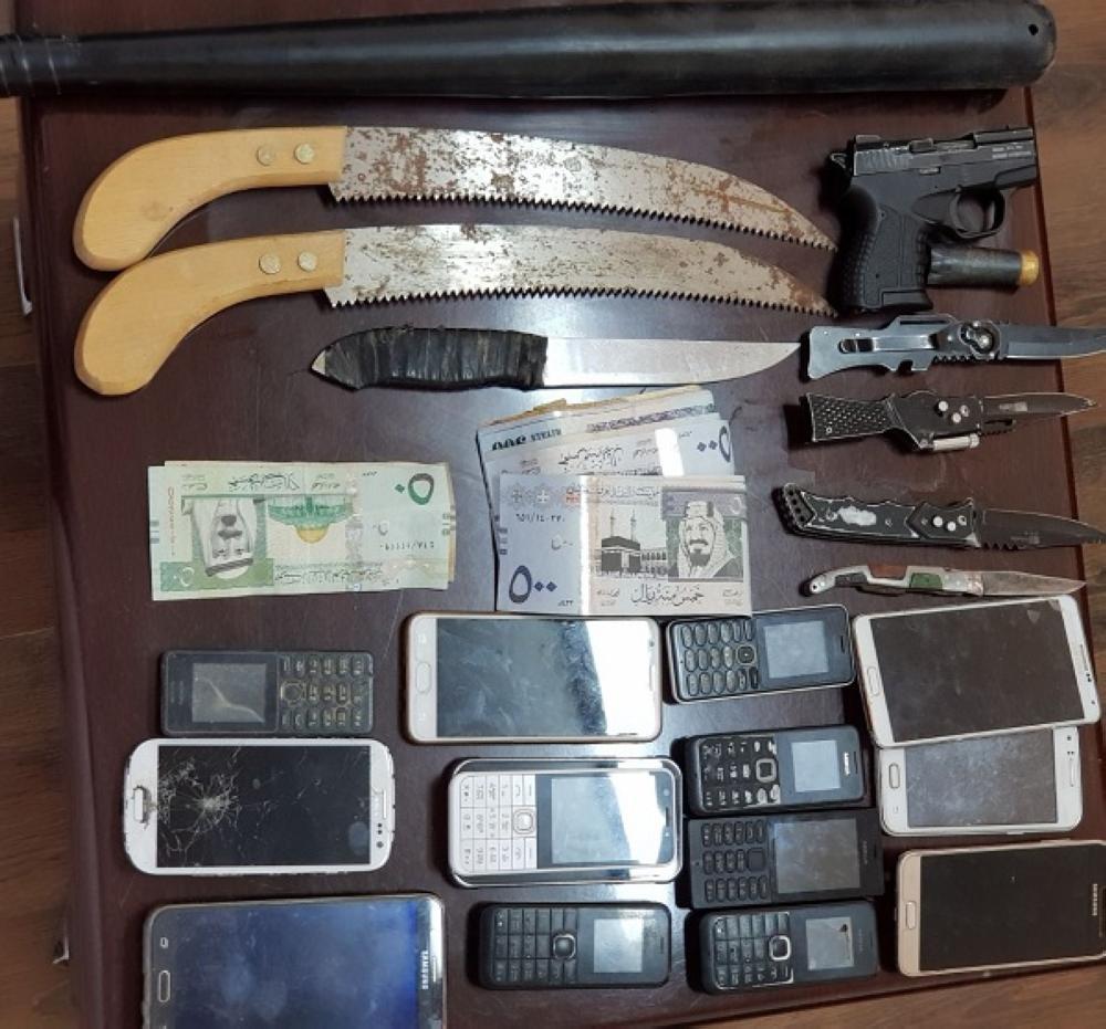 19 gang members arrested in Riyadh