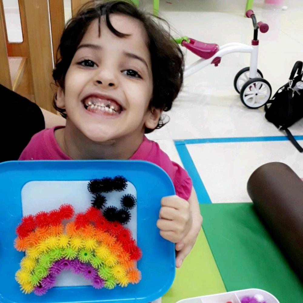 Saudi woman stands out for her pediatric physiotherapy program