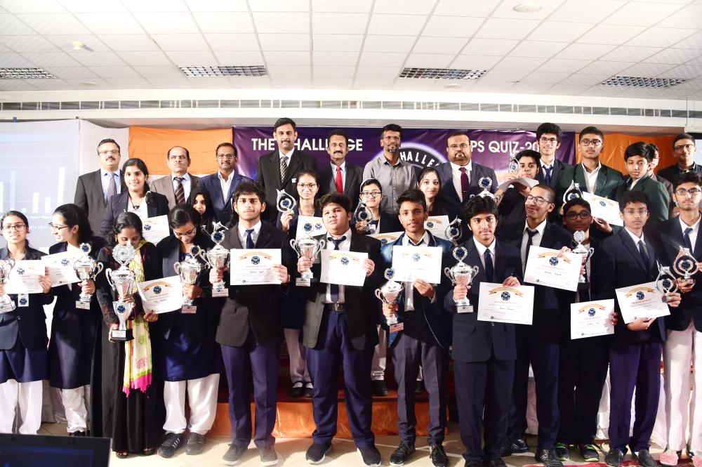 Participants and winners of the recent ‘Challenege — AMPS Quiz 2017; at Marafiq Beach Camp in Jubail Industrial City. — Courtesy photo
