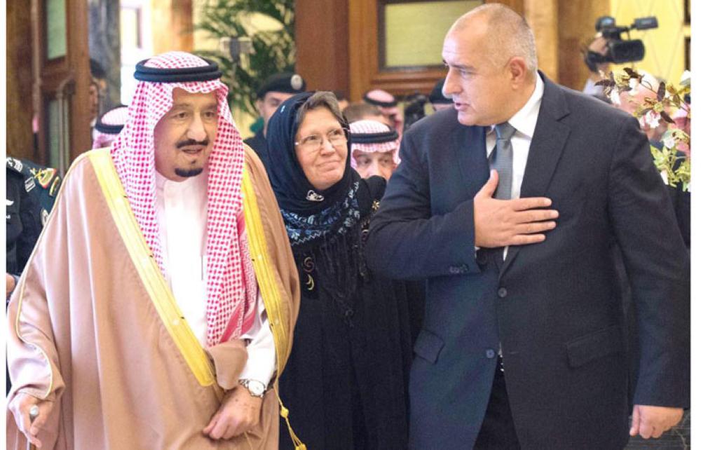 Custodian of the Two Holy Mosques King Salman receives Bulgarian Prime Minister Boyko Borisov and his accompanying delegation in Riyadh on Wednesday. The King and the Bulgarian PM oversaw the signing of two agreements. — SPA