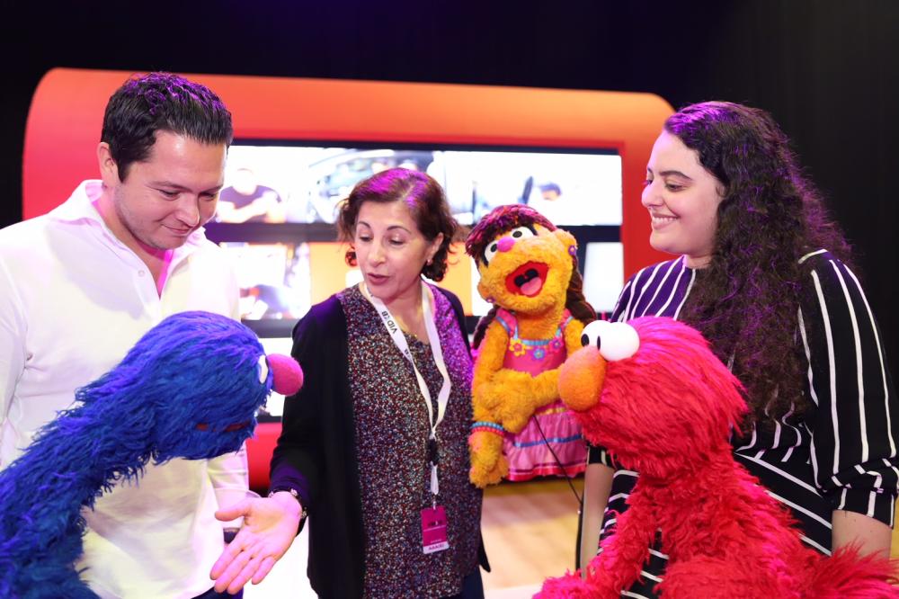 Iftah Ya Simsim creators will produce additional episodes that will be exclusively available on YouTube. 