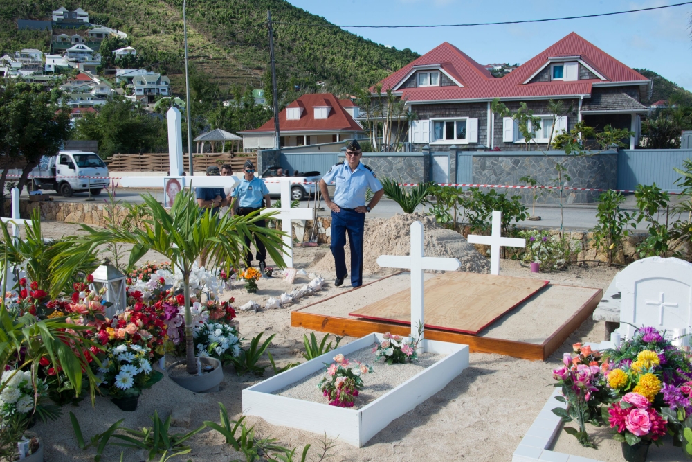 Rocker Hallyday Buried In Caribbean To Dismay Of Ex Wife And Fans Saudi Gazette