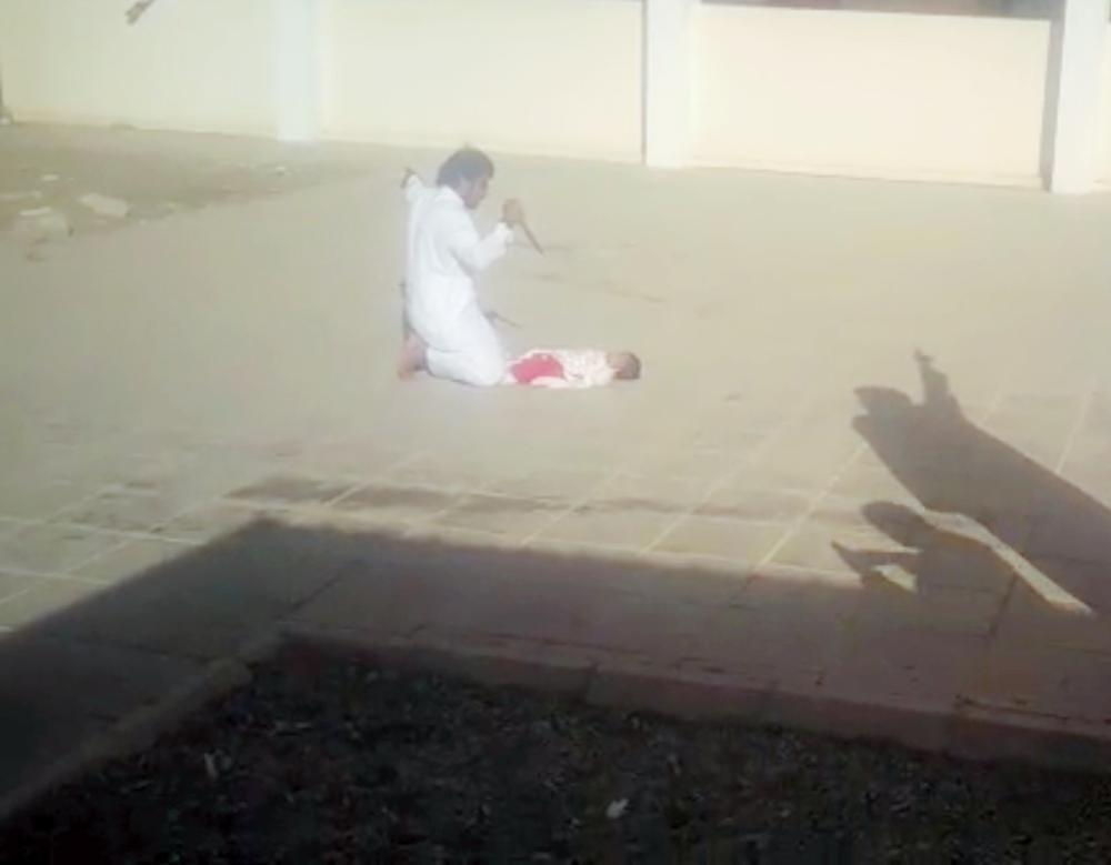 Photo
of the father attempting to murder son in a school compound
