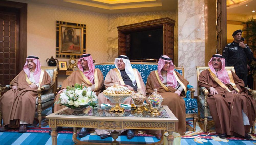 Saudi King Salman receives Palestinian President