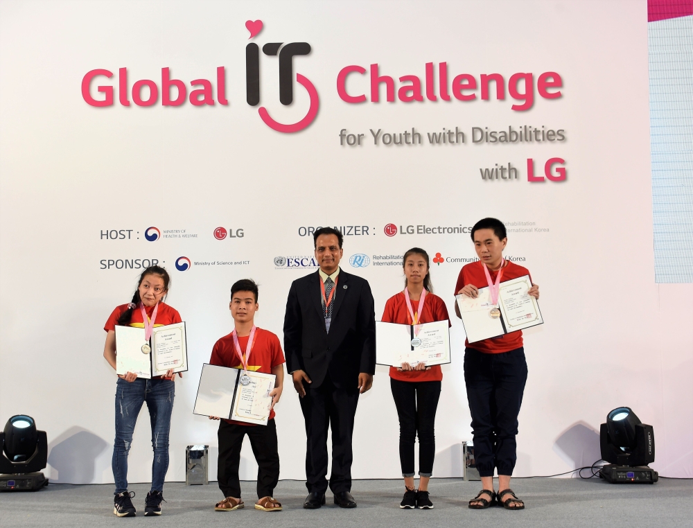 LG's smart technologies addresses the needs of people and  makes the world a better place