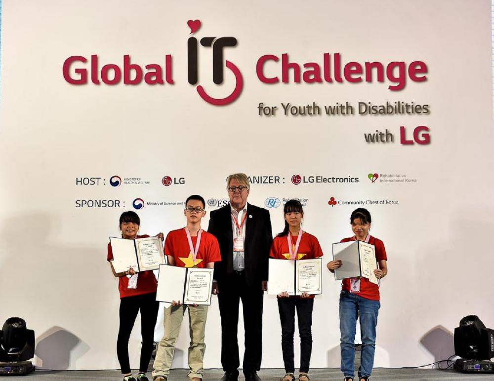 LG's smart technologies addresses the needs of people and  makes the world a better place