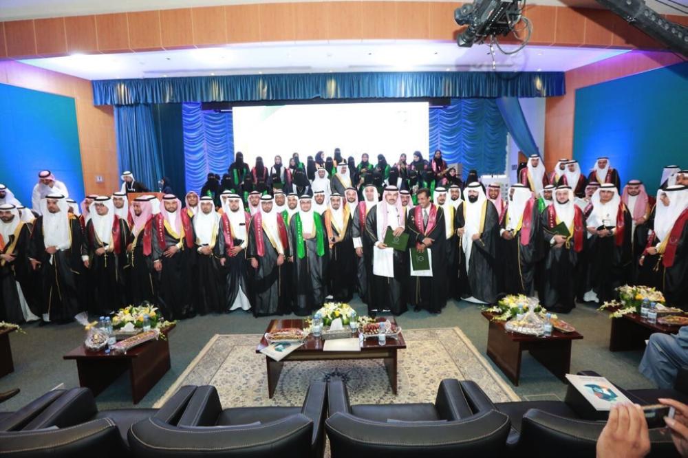 Minister of Health Dr. Tawfiq Al-Rabiah addressing the graduation ceremony.