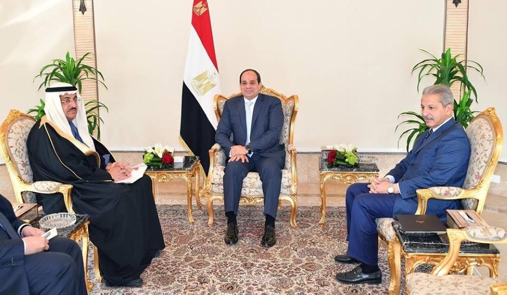 Egyptian President Abdel Fattah El-Sisi with Saudi Minister of Civil Service and Cabinet member Issam Bin Said (left) and Saudi Ambassador to Egypt Ahmed Bin Abdul Aziz Kattan in Cairo on Saturday. — Courtesy photo