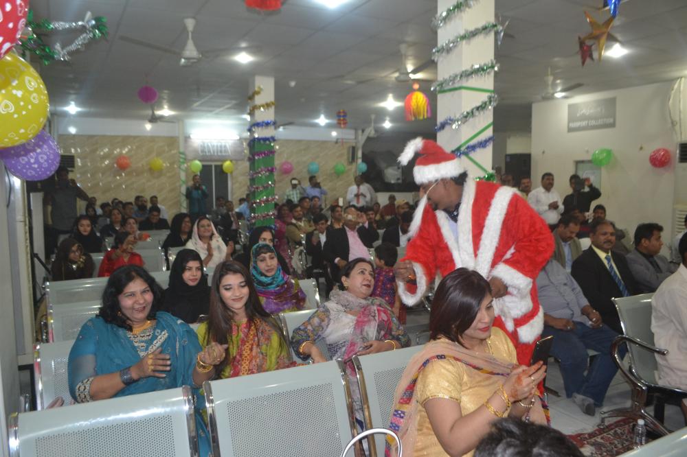 PCWS marks Christmas at Pakistan Consulate