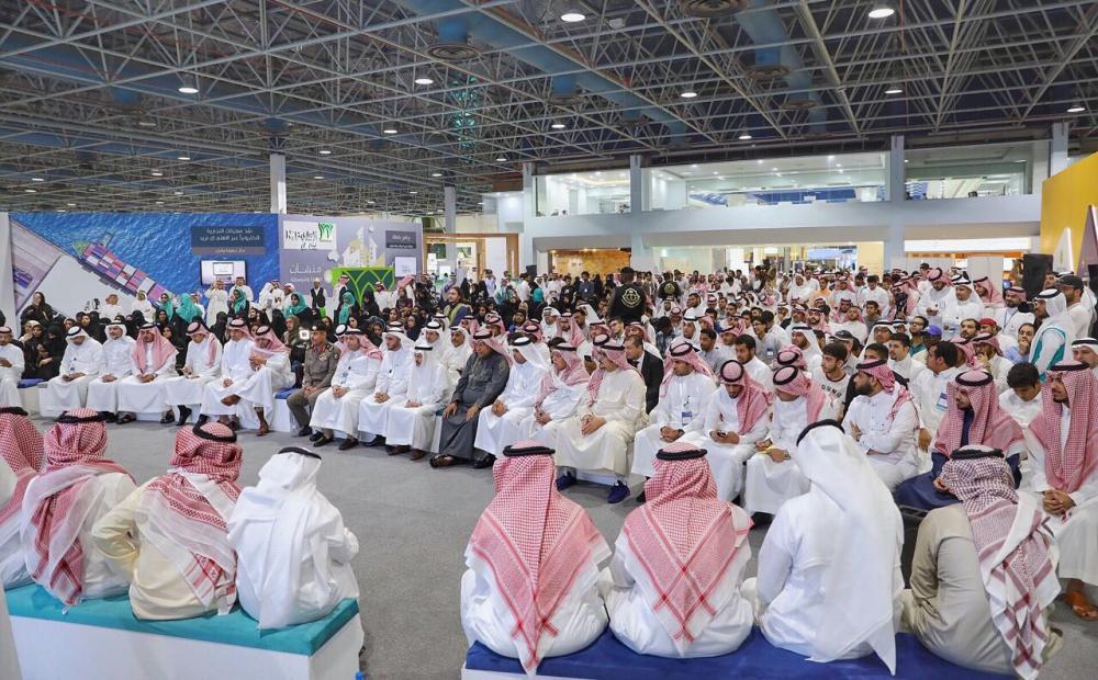 Youth expo ends with open talk with Makkah deputy emir