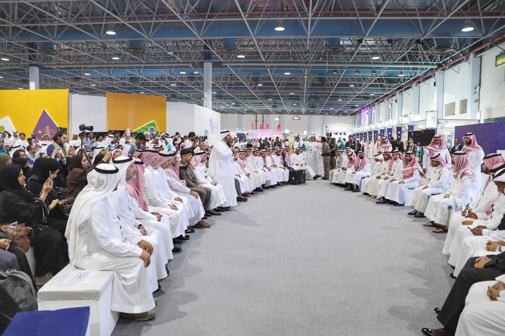 Youth expo ends with open talk with Makkah deputy emir