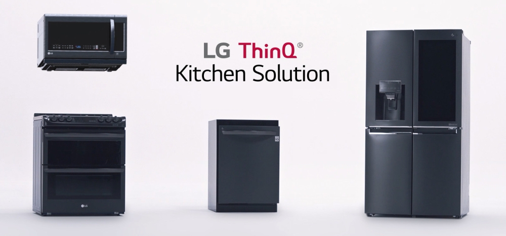 LG’s smart kitchen products such as the InstaView™ ThinQ refrigerator, the EasyClean(R) oven range and QuadWash™ dishwasher, maximize efficiency and ease to allow more quality time at home. (PRNewsfoto/LG Electronics USA)