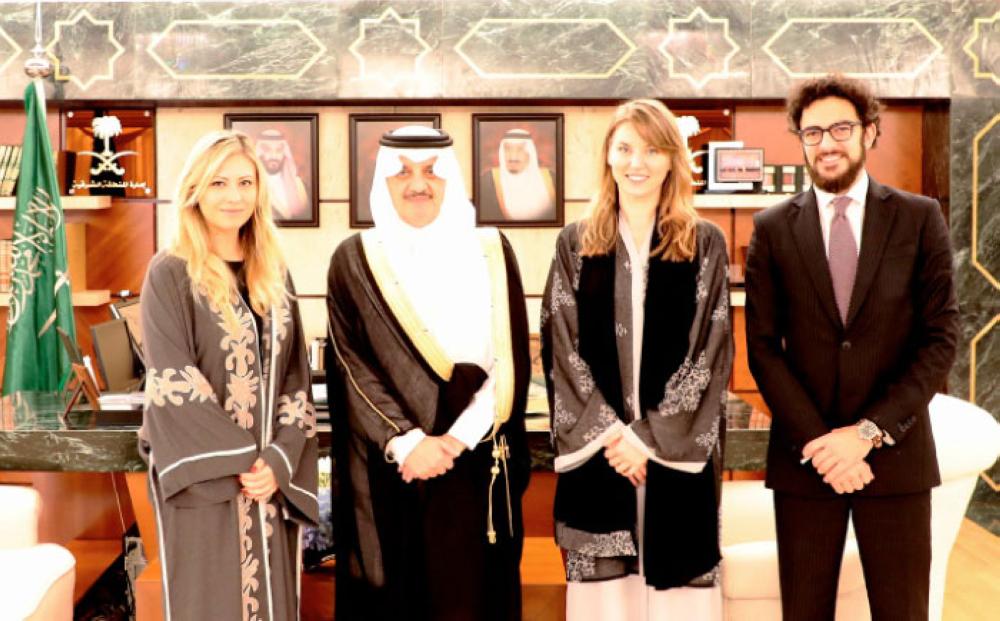 

Eastern Province Governor Prince Saud Bin Naif Al Saud with OBG officials. — Courtesy photo