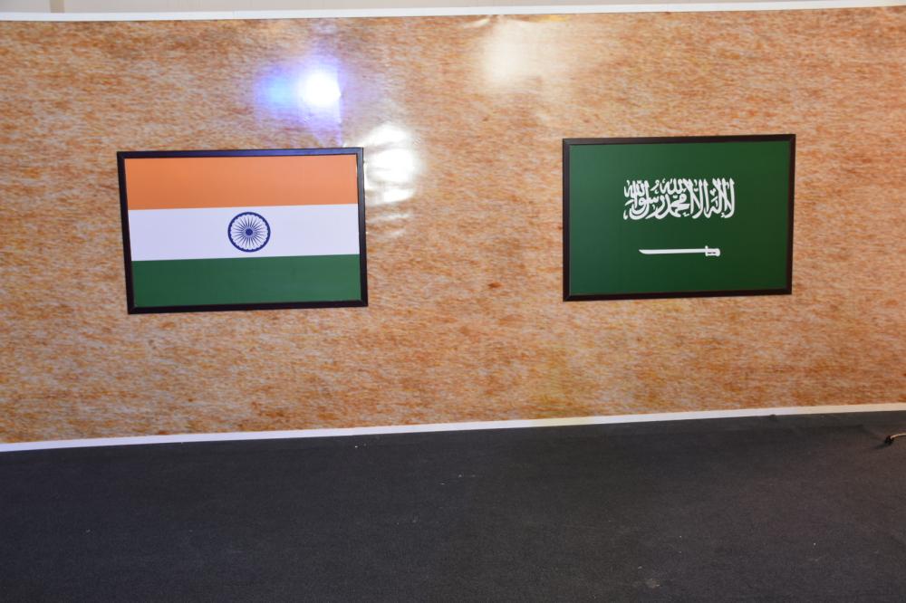 Indian Minister of State for External Affairs Gen. V.K. Singh at the India pavilion in Janadriya Festival. — All photos by Mir Mohsin Ali. 