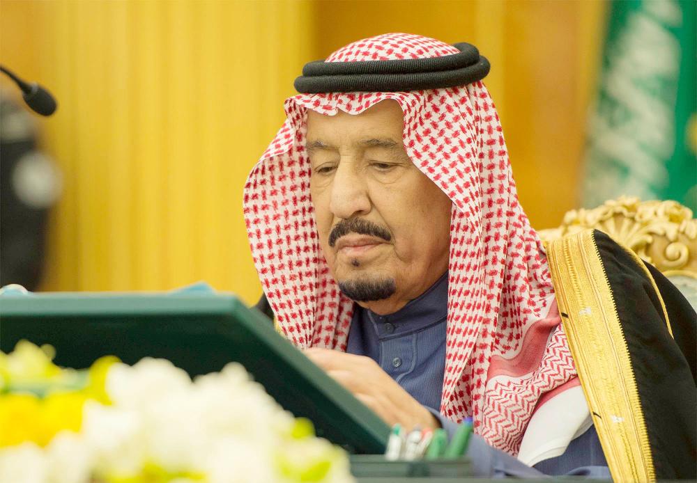 

Custodian of the Two Holy Mosques King Salman chairs the Cabinet’s session at Al-Yamama Palace in Riyadh on Tuesday afternoon. — SPA