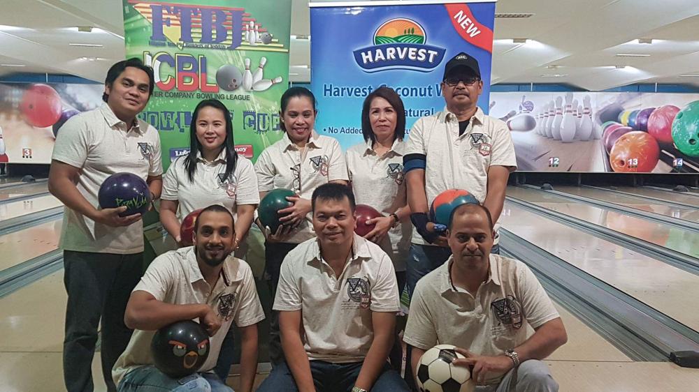 Members of the Bowling City after claiming their first Team of the Week award.