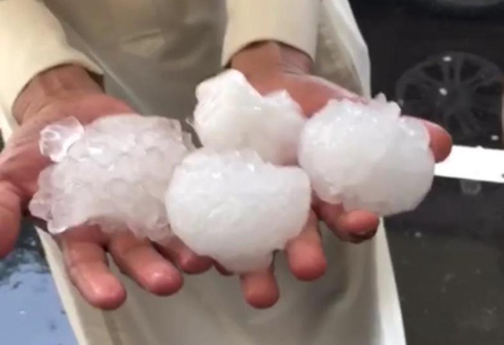 Hailstorms, thundershowers in Madinah