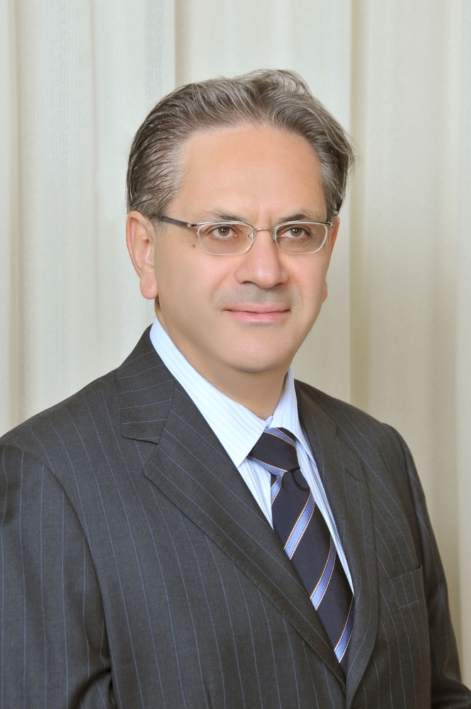 Dr. Robert Eid