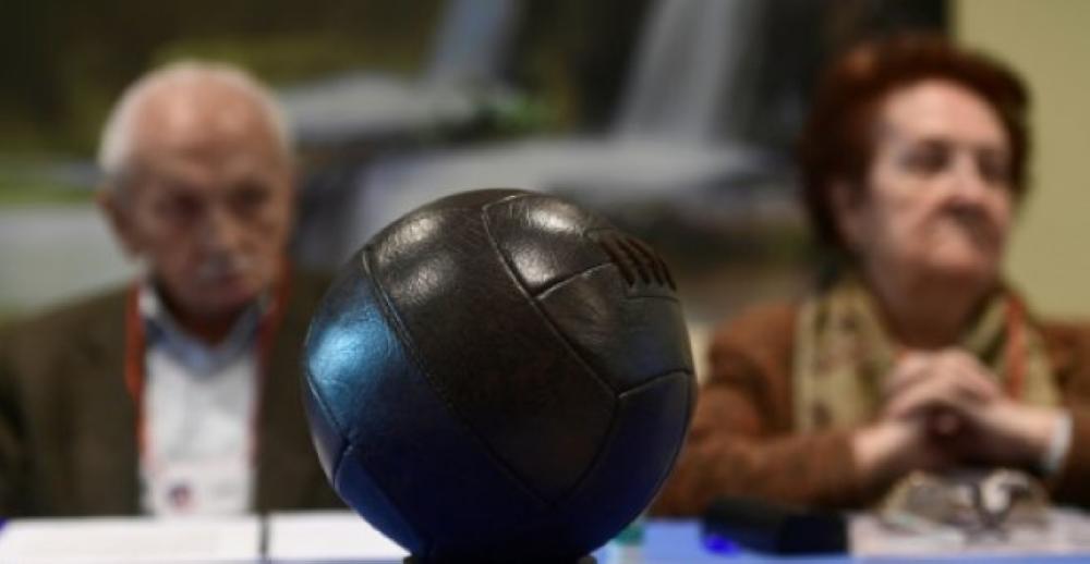 Retired football players in Spain are taking part in an initiative that aims to stir the football-related memories of senior citizens suffering from Alzheimer's. - AFP