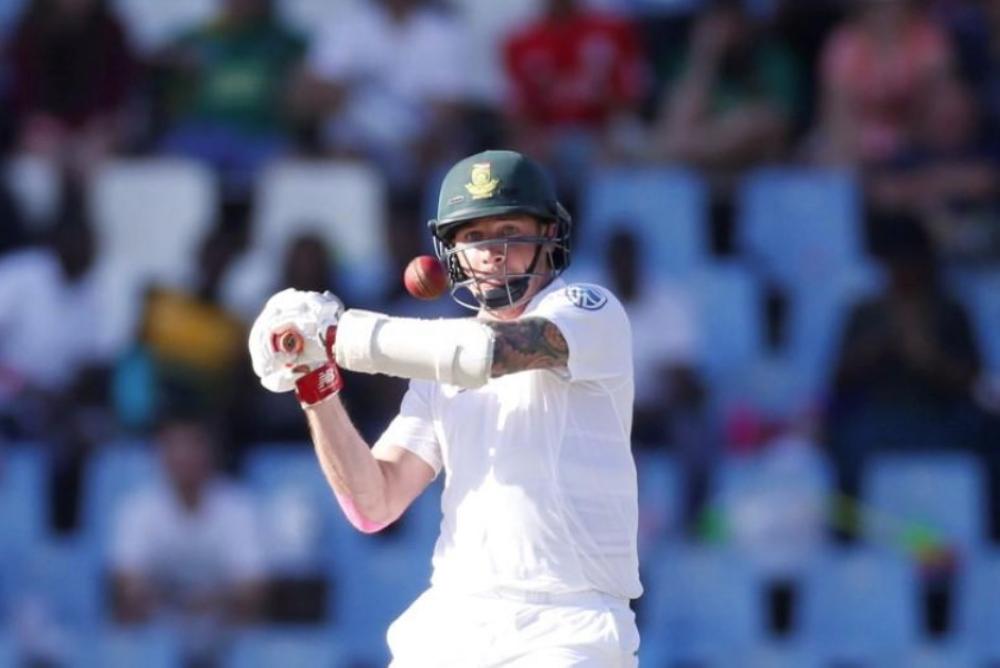 South Africa's Dale Steyn plays a shot during the second cricket Tets match against New Zealand in Centurion Park, Centurion, South Africa in this file photo. — Reuters
