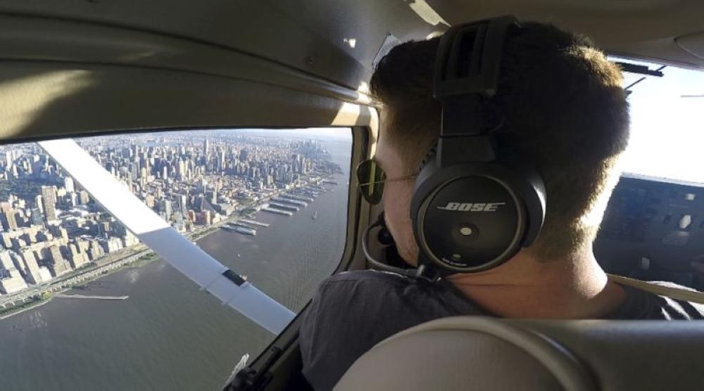 Surge in airline hiring in US boosts interest in aspiring pilots