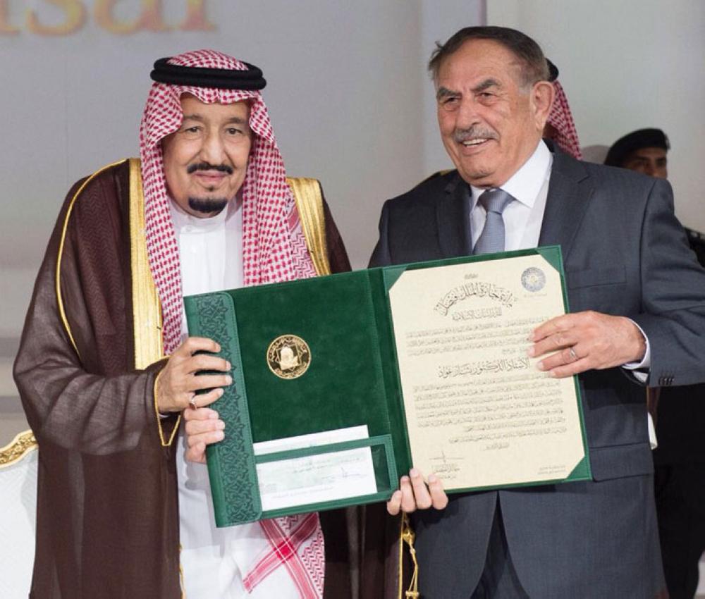 King Salman honors winners of King Faisal Prize