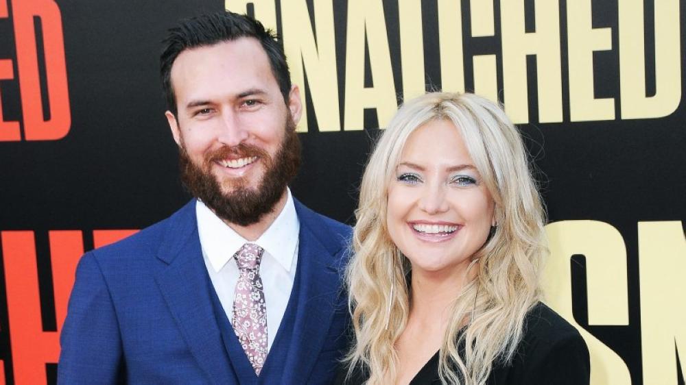 Danny Fujikawa and Kate Hudson