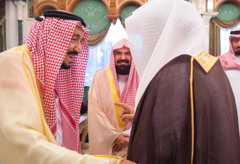 King, Crown Prince meet Haram imams