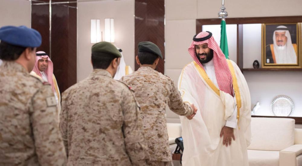 Crown Prince meets Defense Ministry officials on occasion of Eid