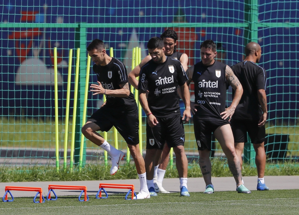 Luis Suarez, Edinson Cavani and their teammates train at the Sports Centre Borsky, Nizhny Novgorod Region, Russia, on Wednesday. — Reuters