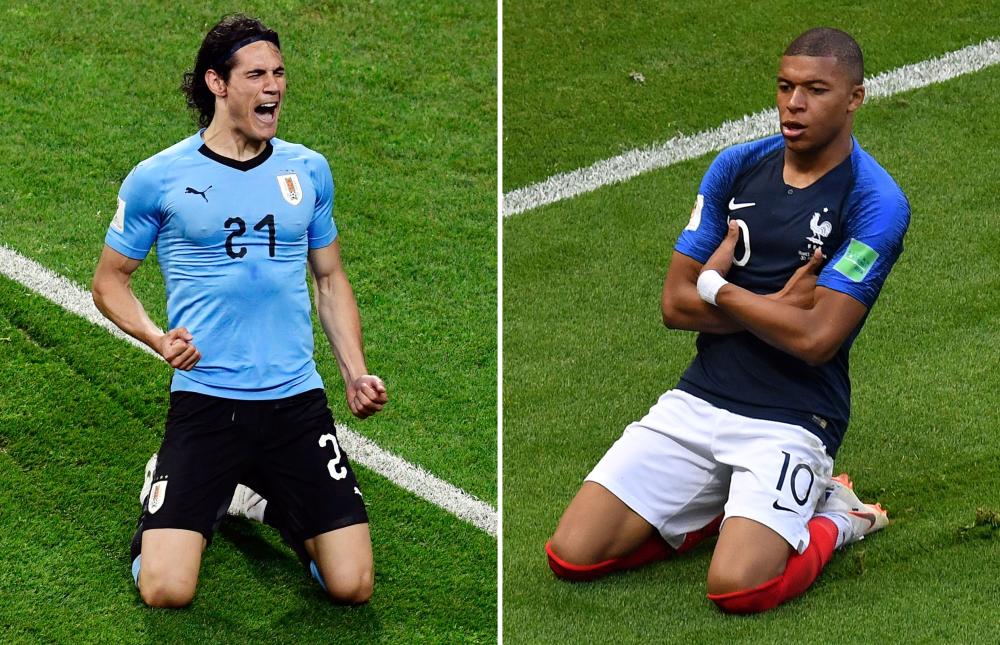 Edinson Cavani (L) and Kylian Mbappe