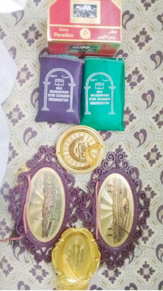 Light-weight prayer mats and attar bottles will be part of the gift packets meant to be distributed among pilgrims by Jeddah-based Haji Muhammad Ayub Seoharvi Welfare Organization. — Courtesy photo