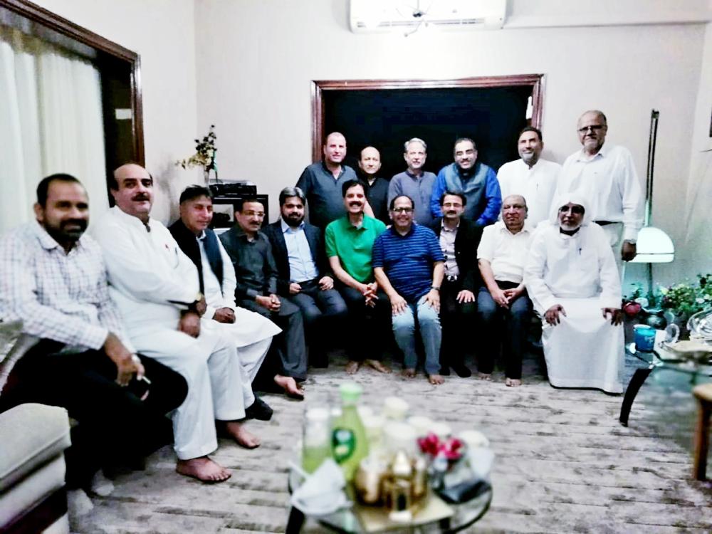 PJF Chairman Amir Khan hosts dinner for the visiting journalists