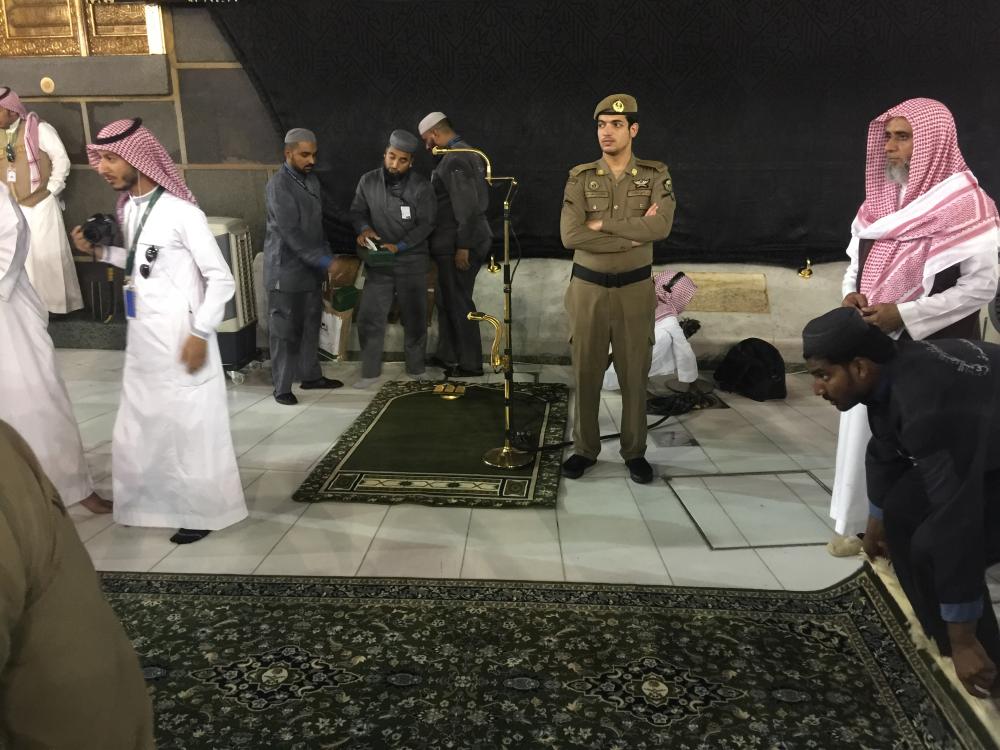 Area around Kaaba cleaned before each prayer call