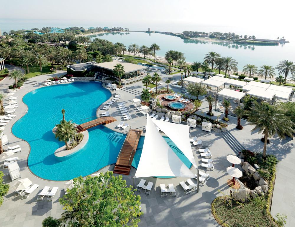 Spend The Weekend At The Ritz-Carlton, Bahrain